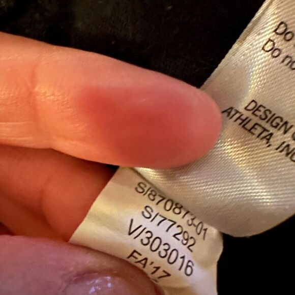 Athleta Shine Coaster Jogger black size medium - Picture 10 of 10